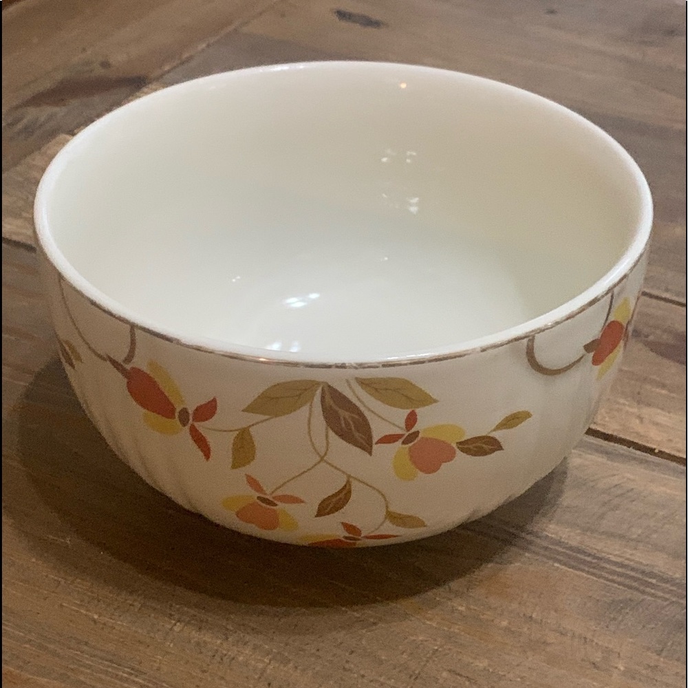 Mary Dunbar bowls
